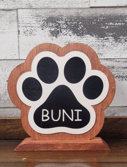 Dog Paw Display with personalization